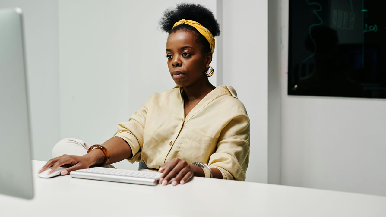 Can a taxpayer use their Social security number (SSN) to file Form2290 if they are an individual owner-operator, or is an Employer Identification number (EIN) always required?